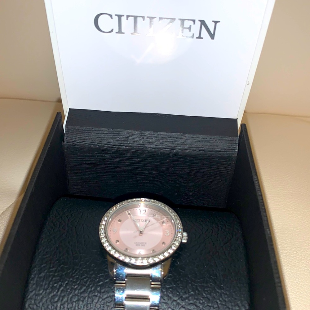 Citizen bezeled face watch